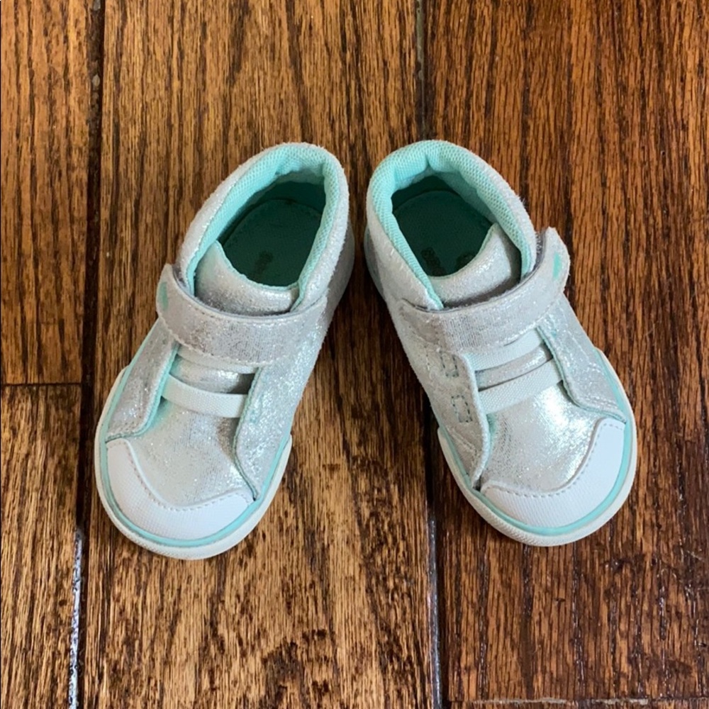 See Kai Run girl walker high top glitter shoes